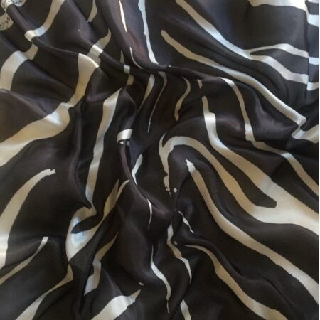Lenço Zebra PB 70cm